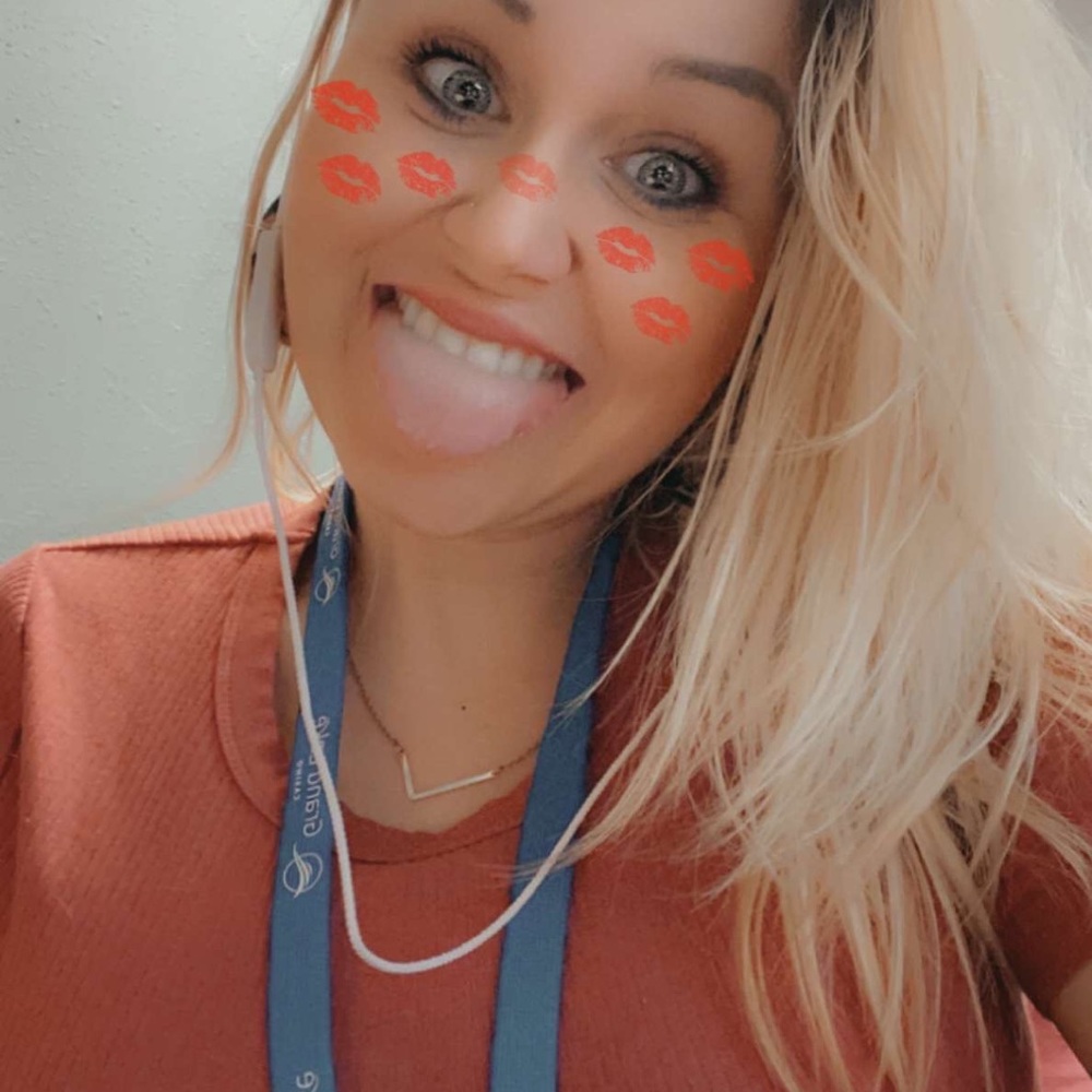 Meet your Posher, Lauren